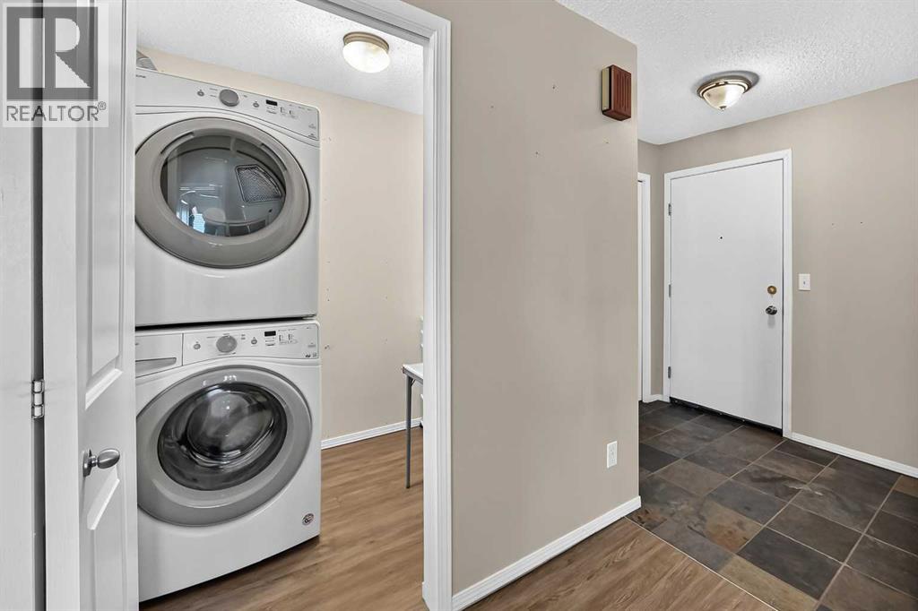 505 Railway Street West Property Photo 28