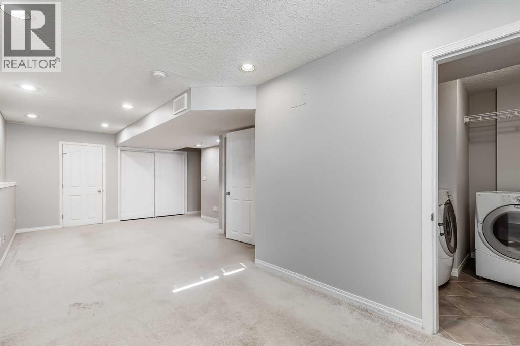 703 Luxstone Square Southwest Property Photo 25
