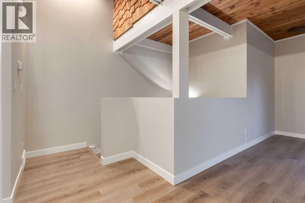 8826 6 Street Se Property Photo 5