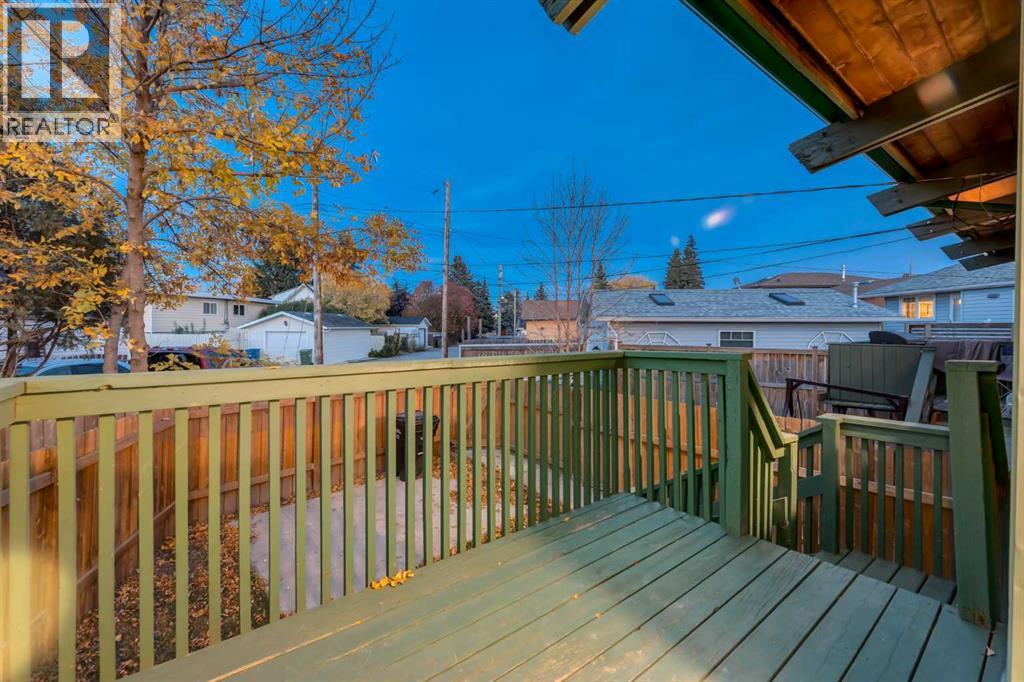 8826 6 Street Se Property Photo 28