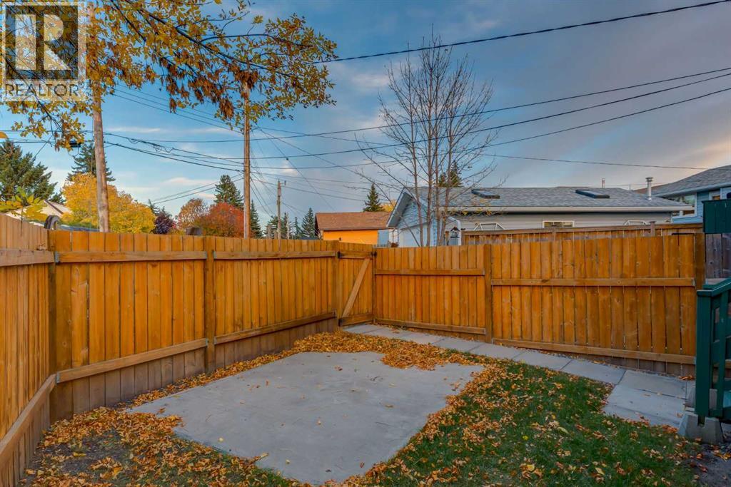 8826 6 Street Se Property Photo 30