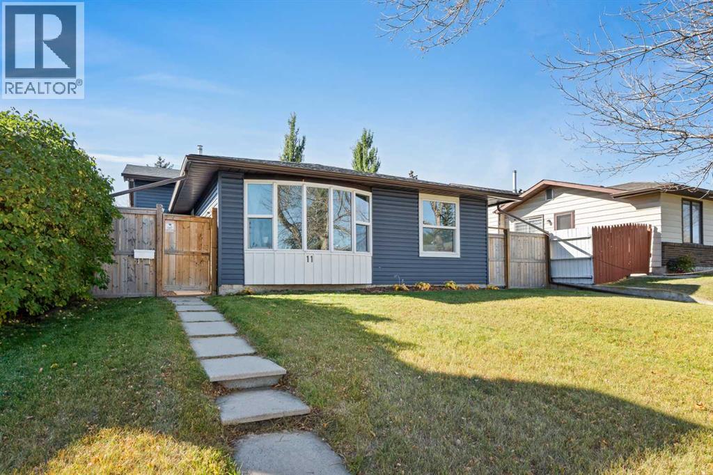 11 Berwick Hill NW Property Photo 1