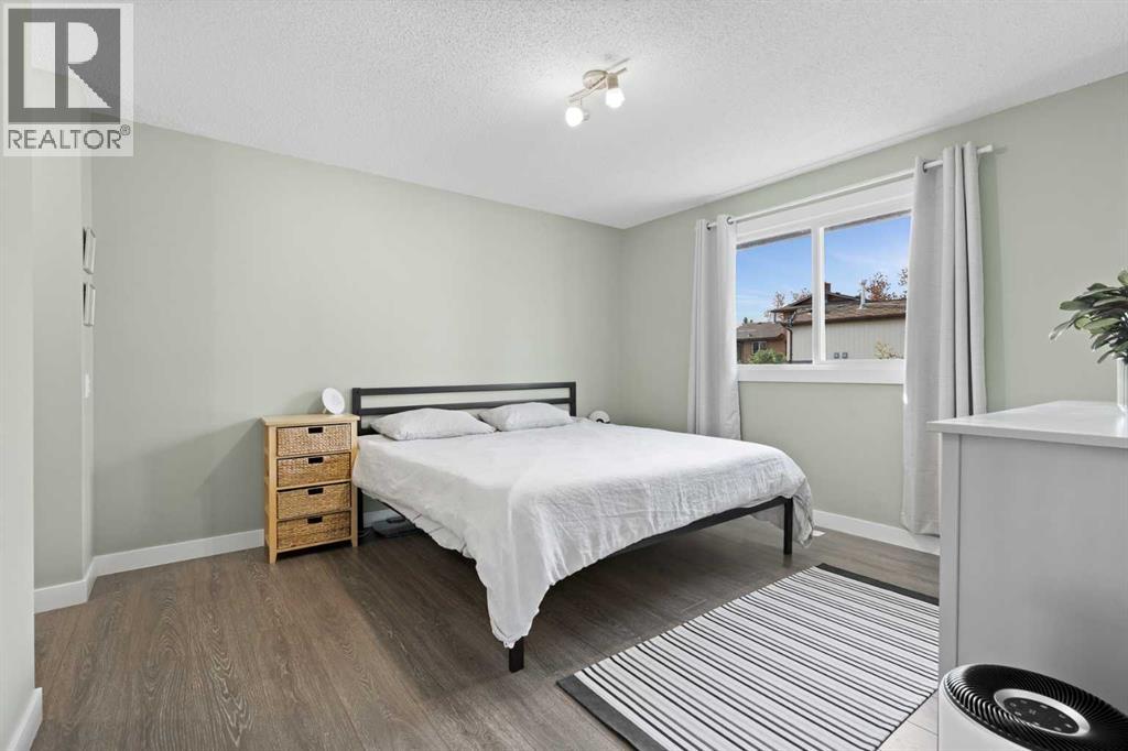 11 Berwick Hill Nw Property Photo 14