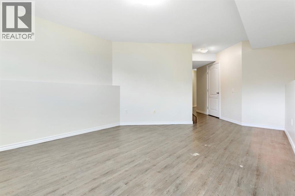 20 Hammond Close Property Photo 30