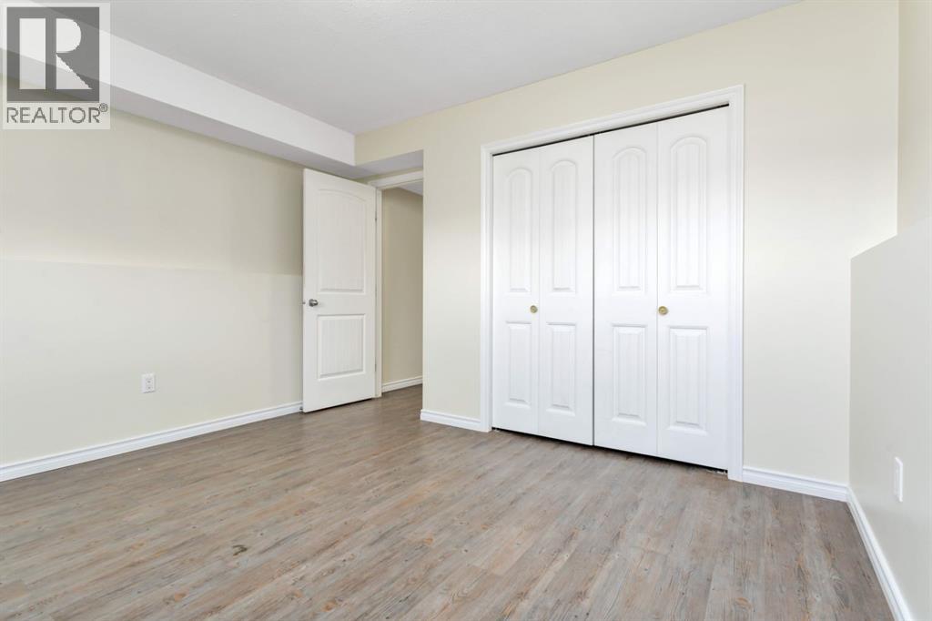 20 Hammond Close Property Photo 32
