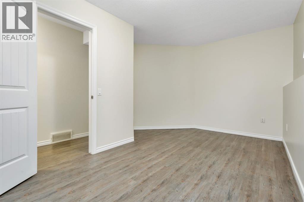 20 Hammond Close Property Photo 33