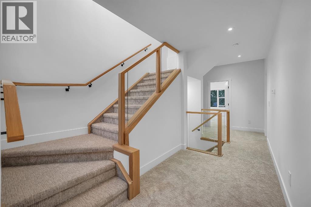 2826 31 Street Sw Property Photo 24