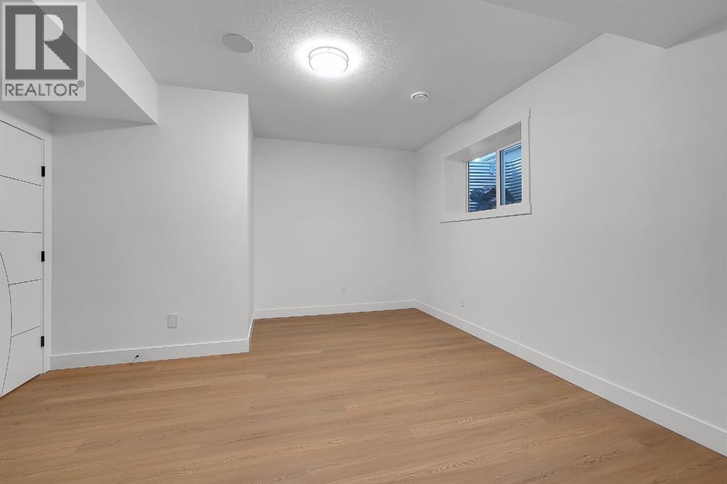 2826 31 Street Sw Property Photo 48