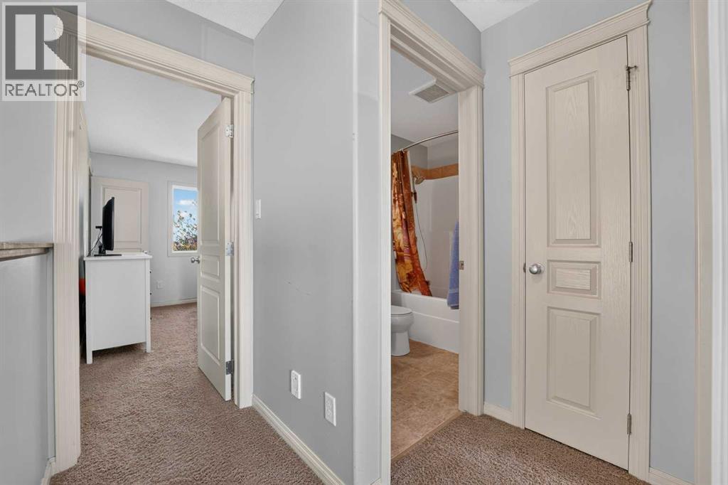 71 Keystone Terrace W Property Photo 18