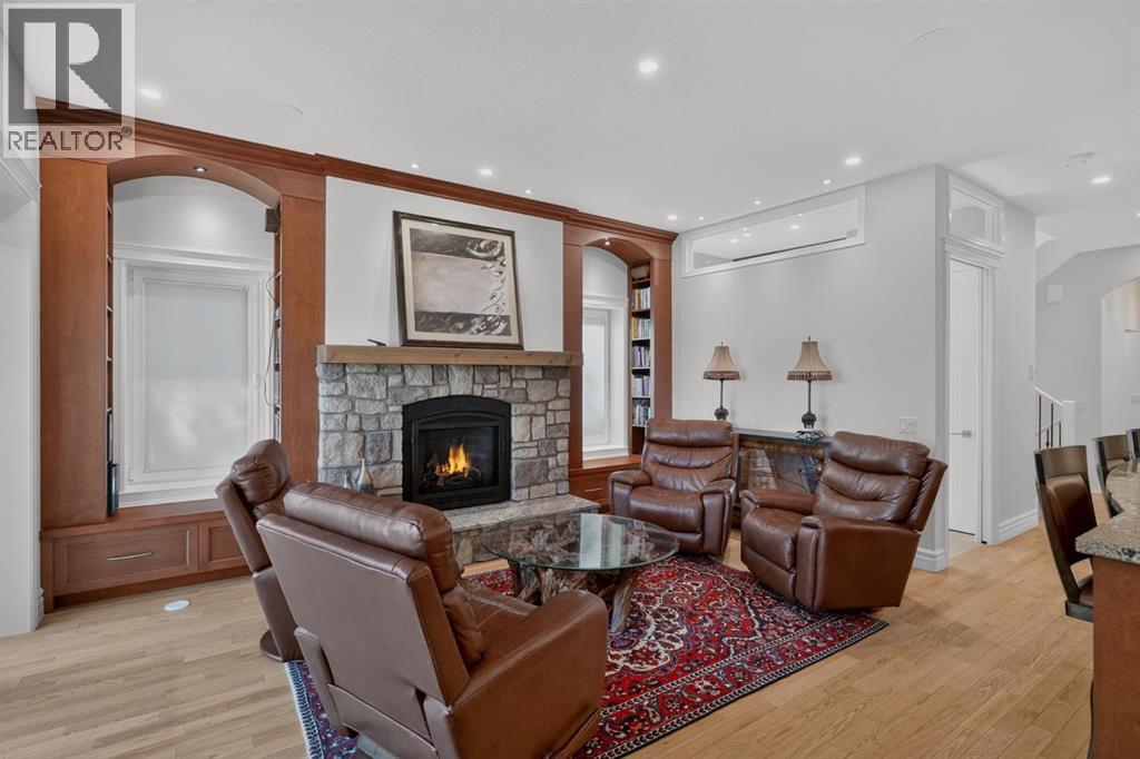 1640 16 Street Se Property Photo 6