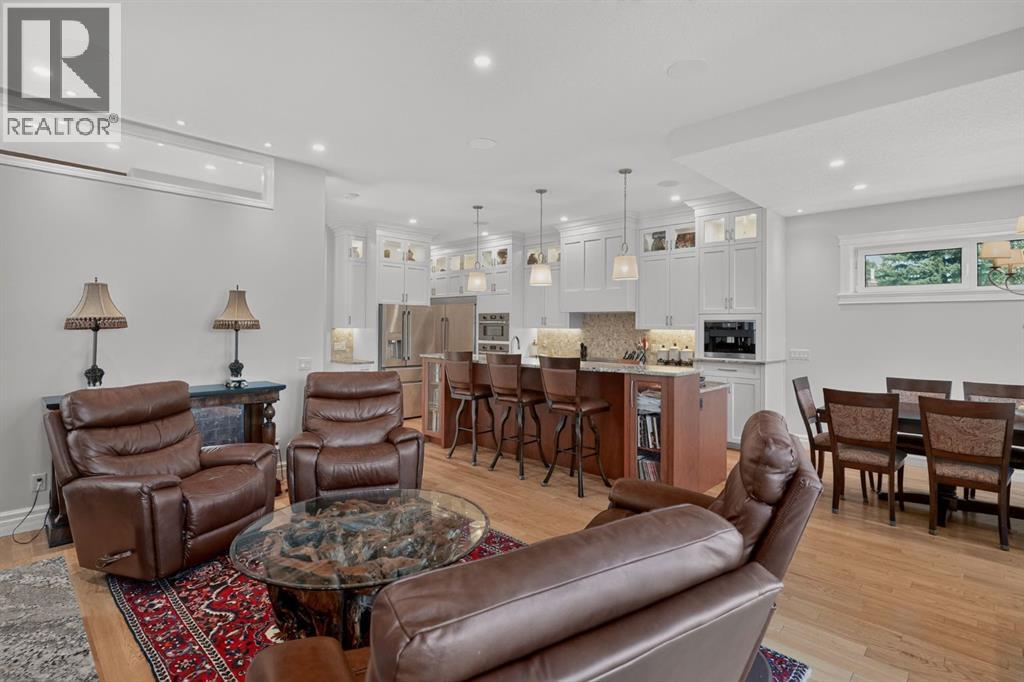 1640 16 Street Se Property Photo 7