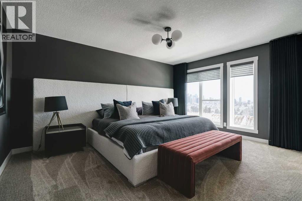 718 Sovereign Common Sw Property Photo 23