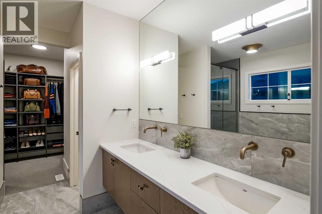 19 Bluerock Avenue Sw Property Photo 23