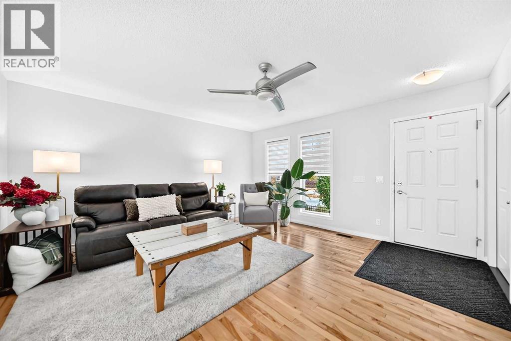 523 Auburn Bay Avenue Se Property Photo 4