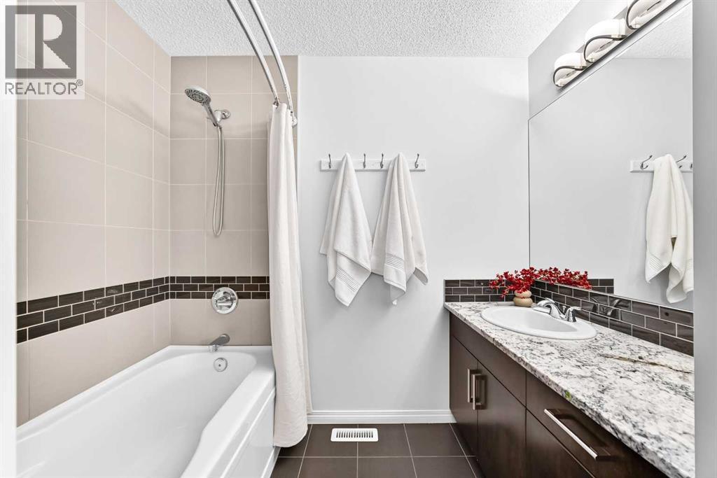 523 Auburn Bay Avenue Se Property Photo 30