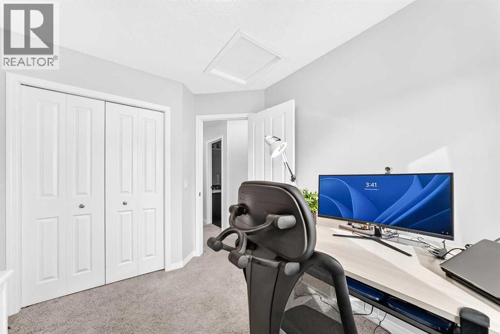523 Auburn Bay Avenue Se Property Photo 37