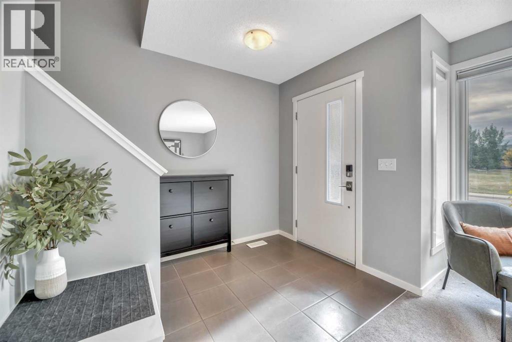 212 Walden Drive Se Property Photo 4