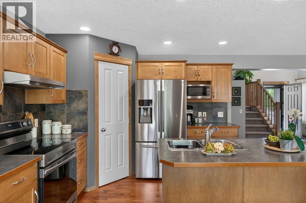 60 Tuscany Ridge Crescent Nw Property Photo 17