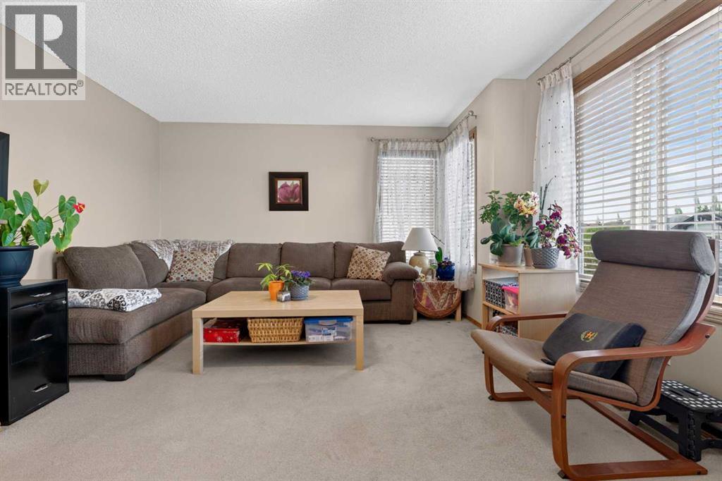 60 Tuscany Ridge Crescent Nw Property Photo 28