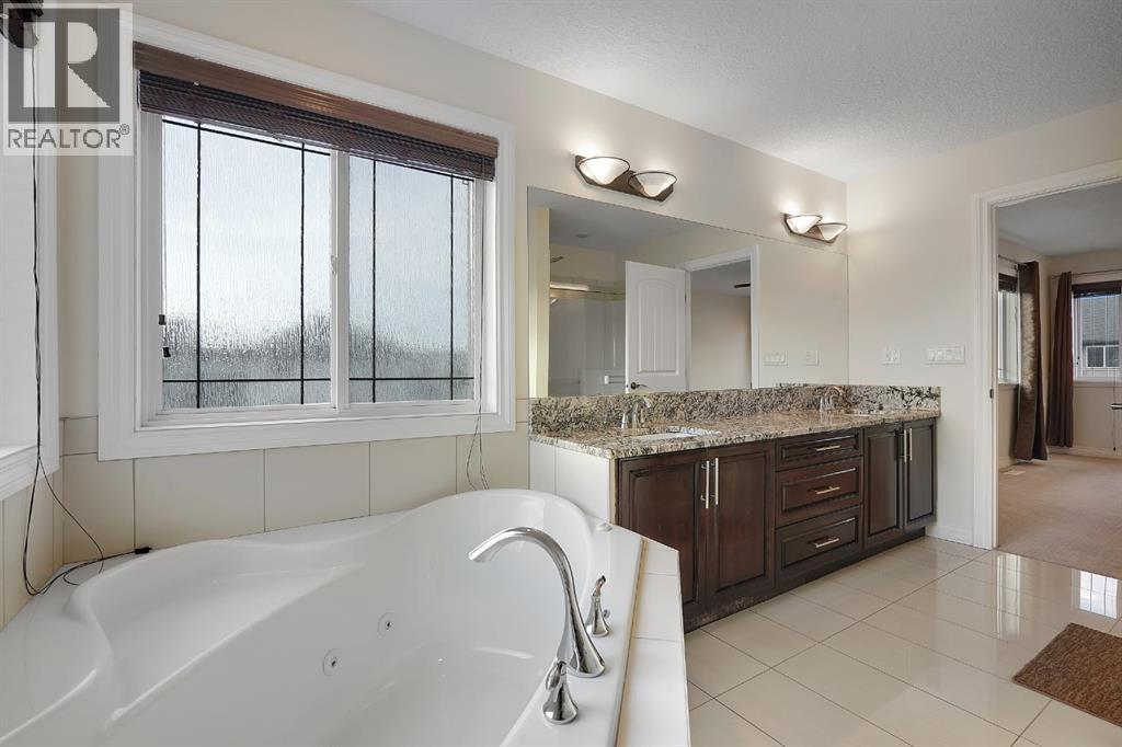 40 Baywater Court Sw Property Photo 33