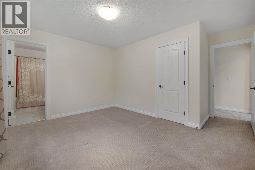 40 Baywater Court Sw Property Photo 41