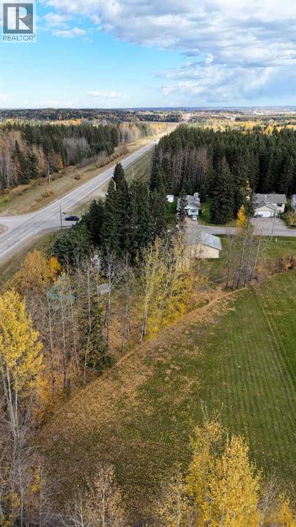 1892 63 Street Property Photo 8