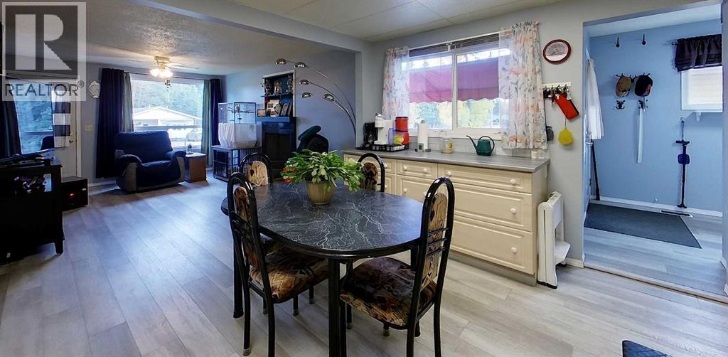 1892 63 Street Property Photo 15