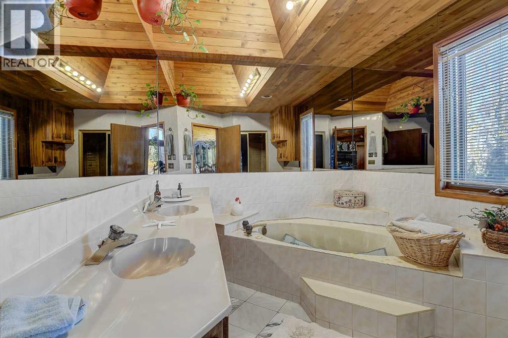 711021 Rr63 Property Photo 28
