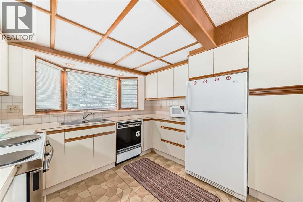 8 Varsdale Place Nw Property Photo 8