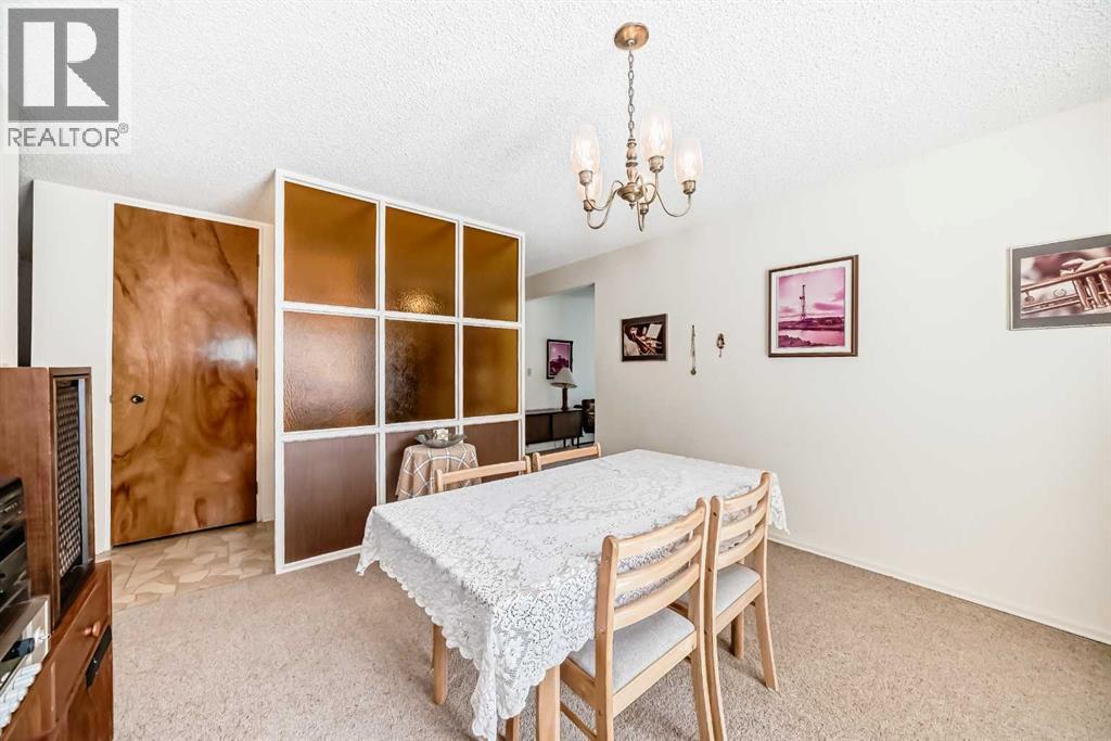 8 Varsdale Place Nw Property Photo 12