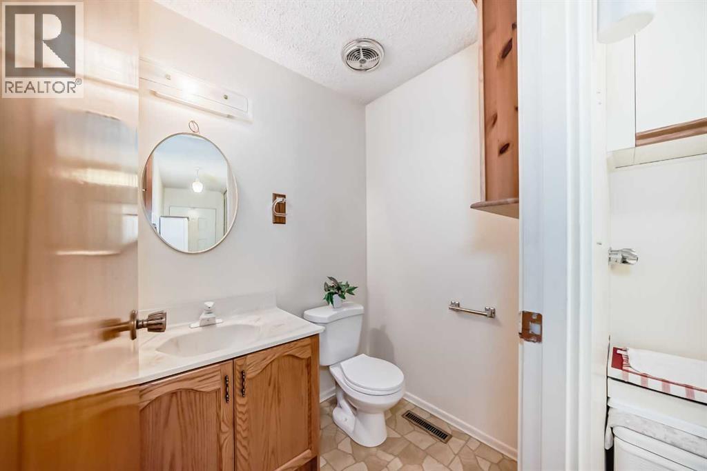 8 Varsdale Place Nw Property Photo 15