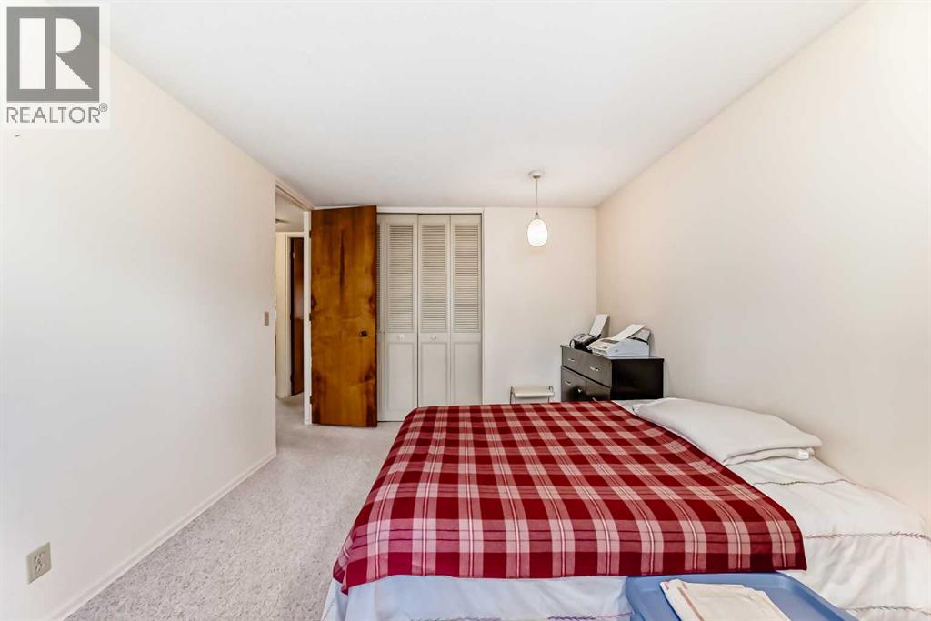 8 Varsdale Place Nw Property Photo 18
