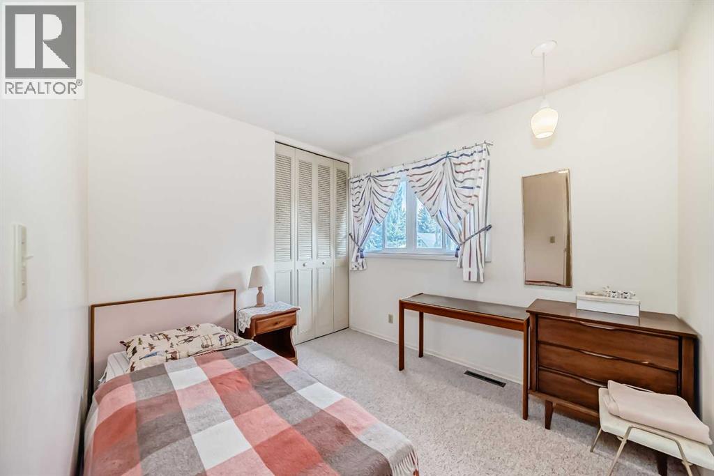 8 Varsdale Place Nw Property Photo 22