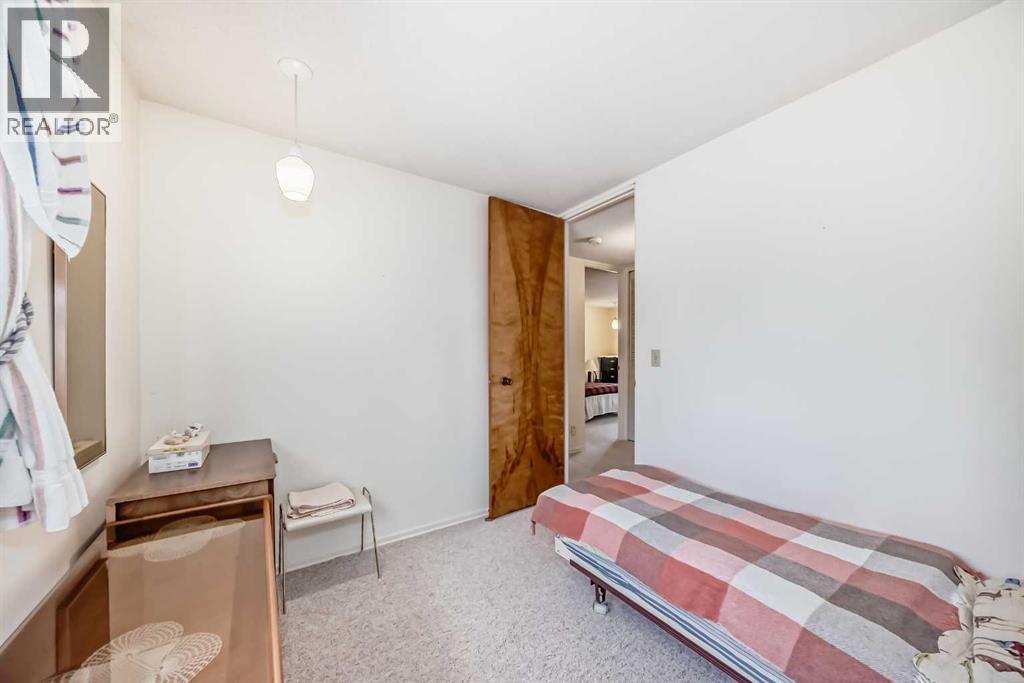 8 Varsdale Place Nw Property Photo 23