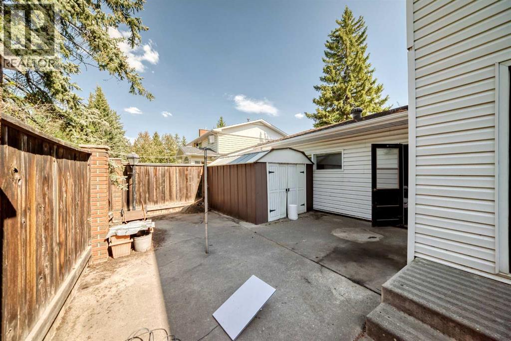8 Varsdale Place Nw Property Photo 36