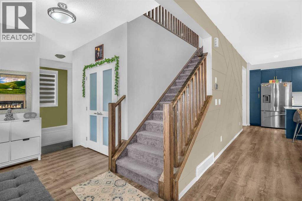 271 Carringham Road Nw Property Photo 5