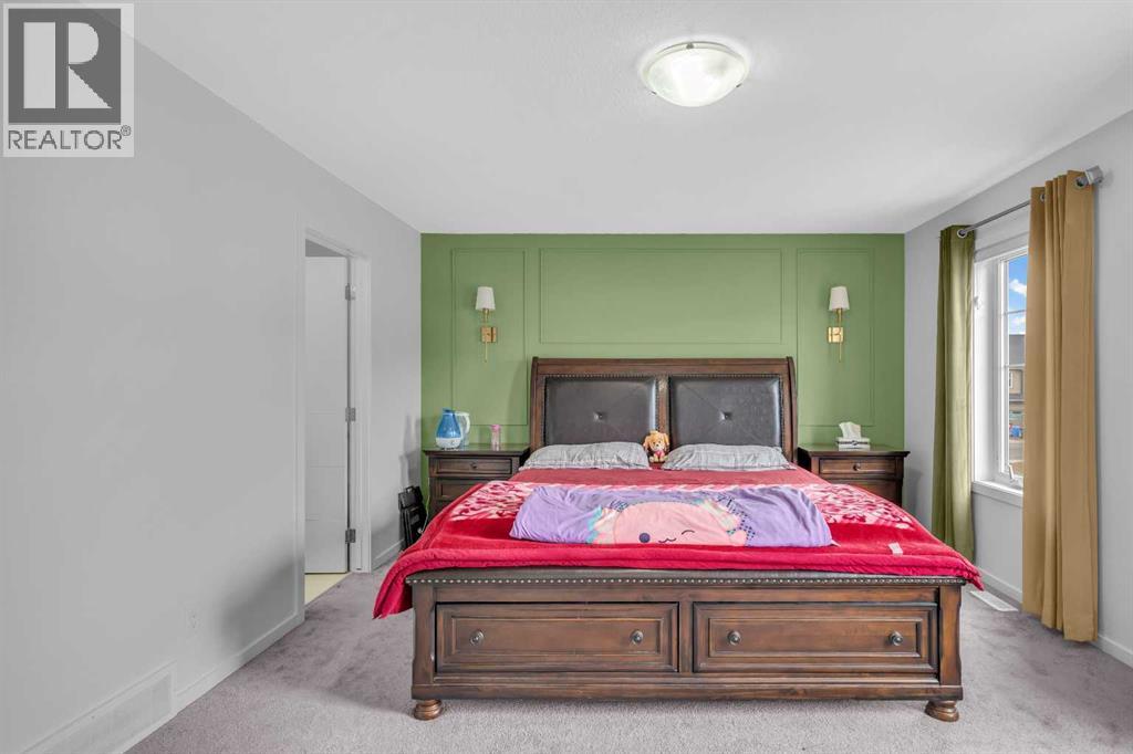 271 Carringham Road Nw Property Photo 26