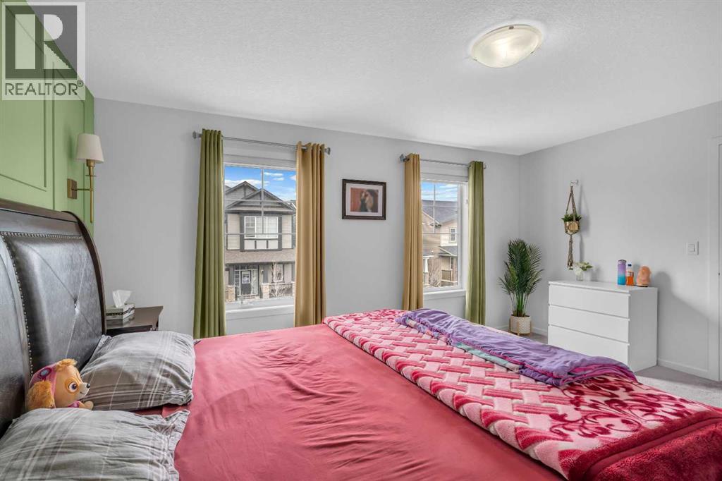 271 Carringham Road Nw Property Photo 28