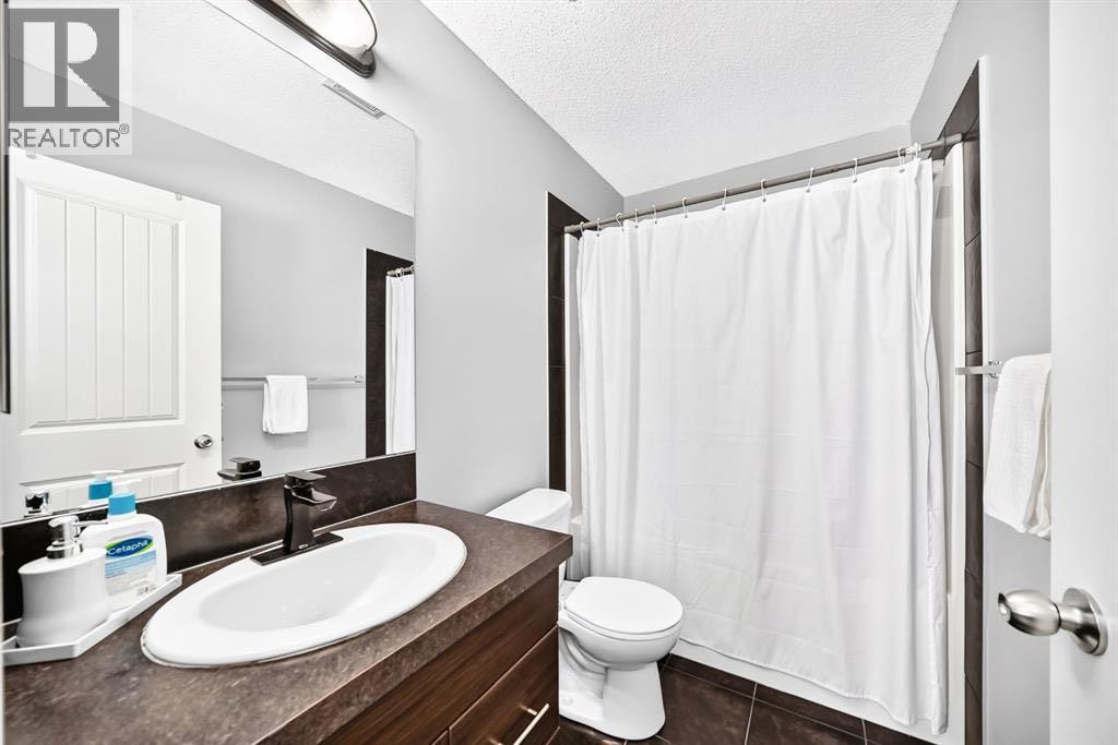 337 Copperpond Landing Se Property Photo 27