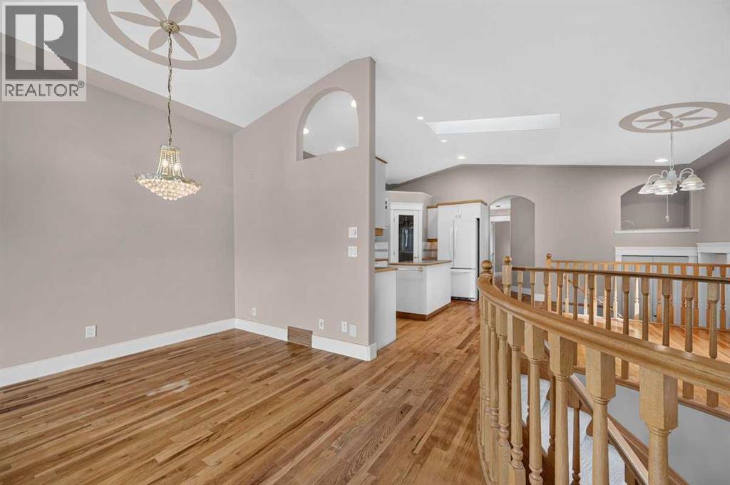 4418 20 Avenue Nw Property Photo 13