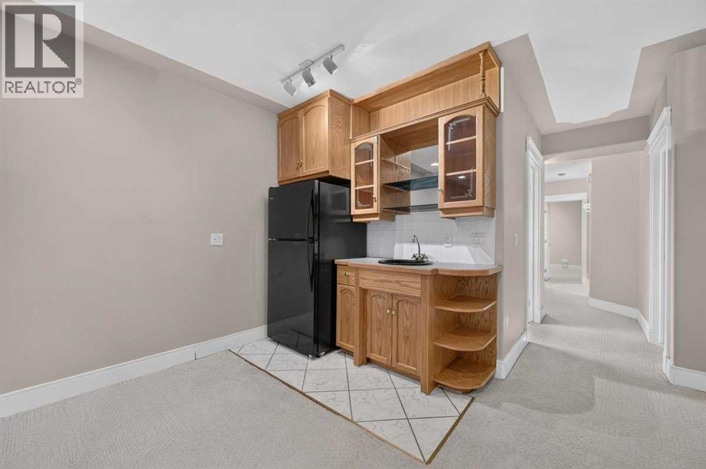 4418 20 Avenue Nw Property Photo 36