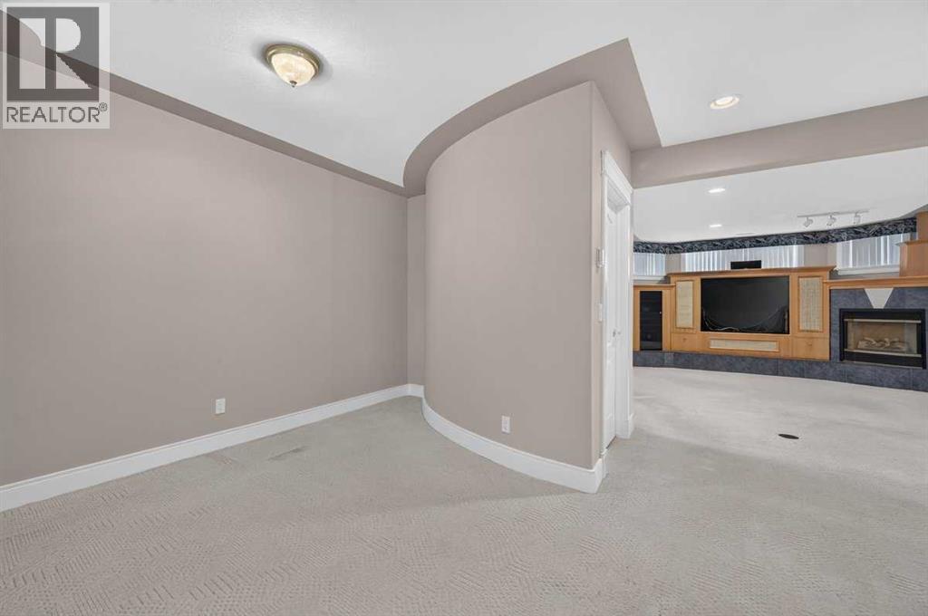 4418 20 Avenue Nw Property Photo 39