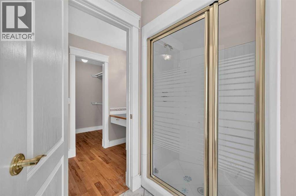 4418 20 Avenue Nw Property Photo 44