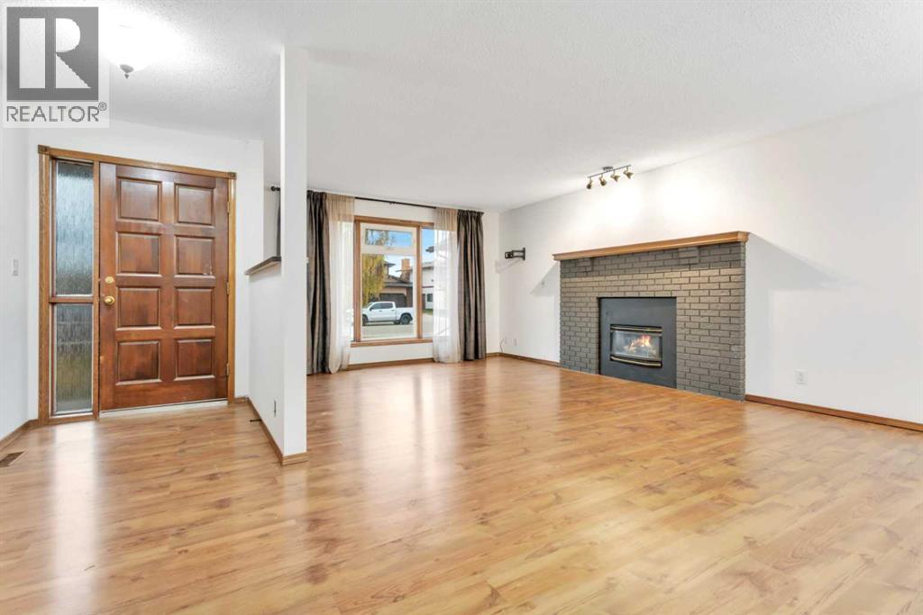54 Rogers Crescent Property Photo 5
