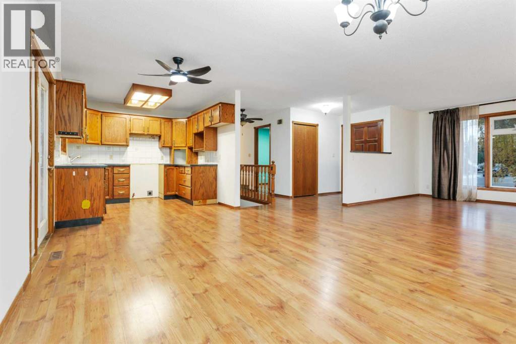 54 Rogers Crescent Property Photo 12