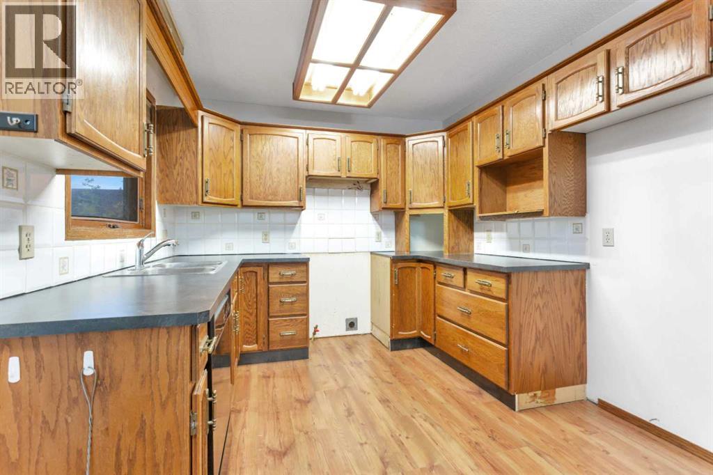54 Rogers Crescent Property Photo 13