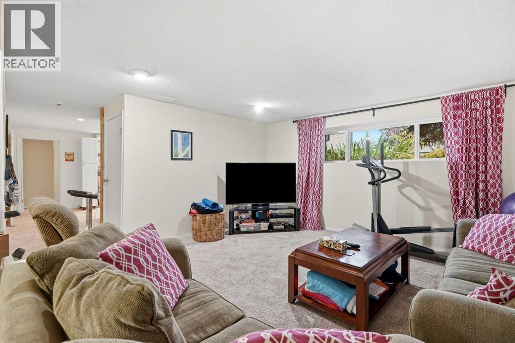 16 Robinson Drive Property Photo 36