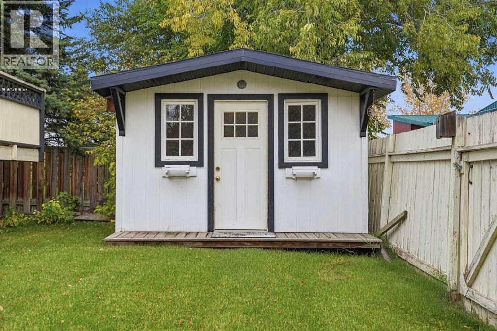16 Robinson Drive Property Photo 44