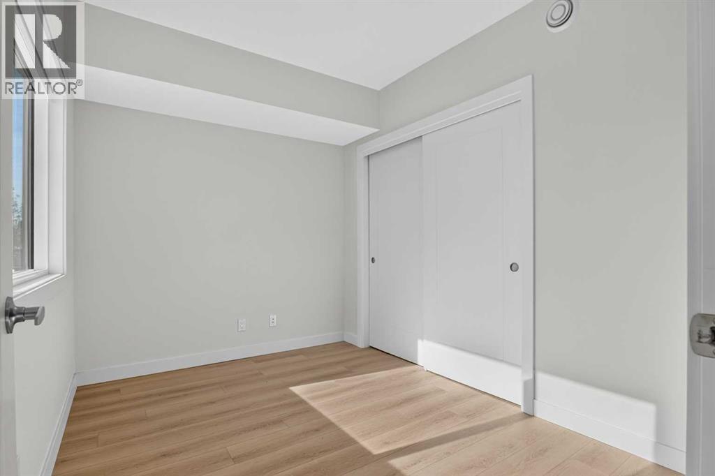 267 Dieppe Drive Sw Property Photo 6