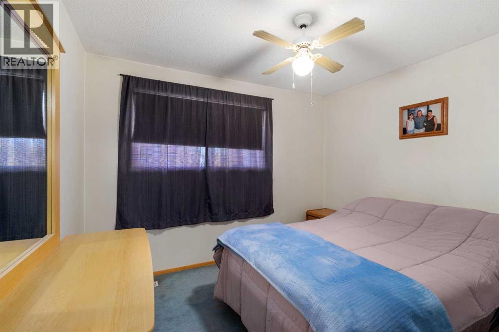 309 44 Street Se Property Photo 18